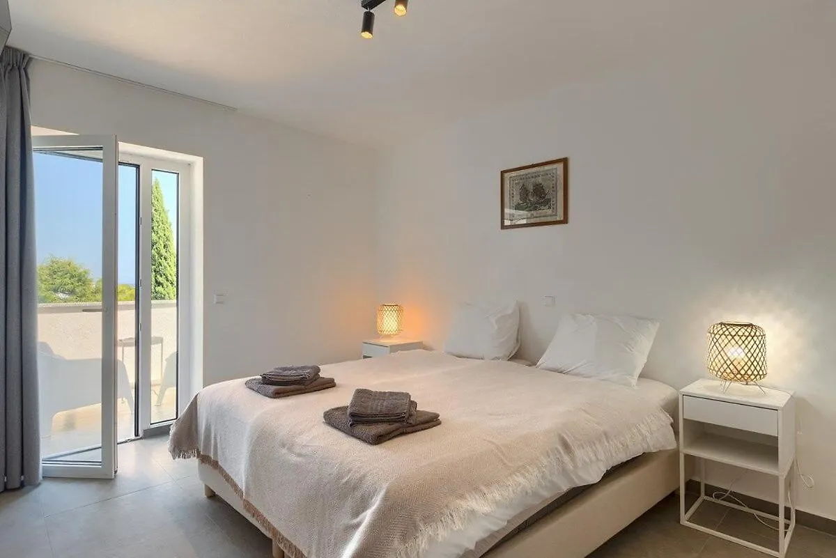 Apartment Lux Premantura