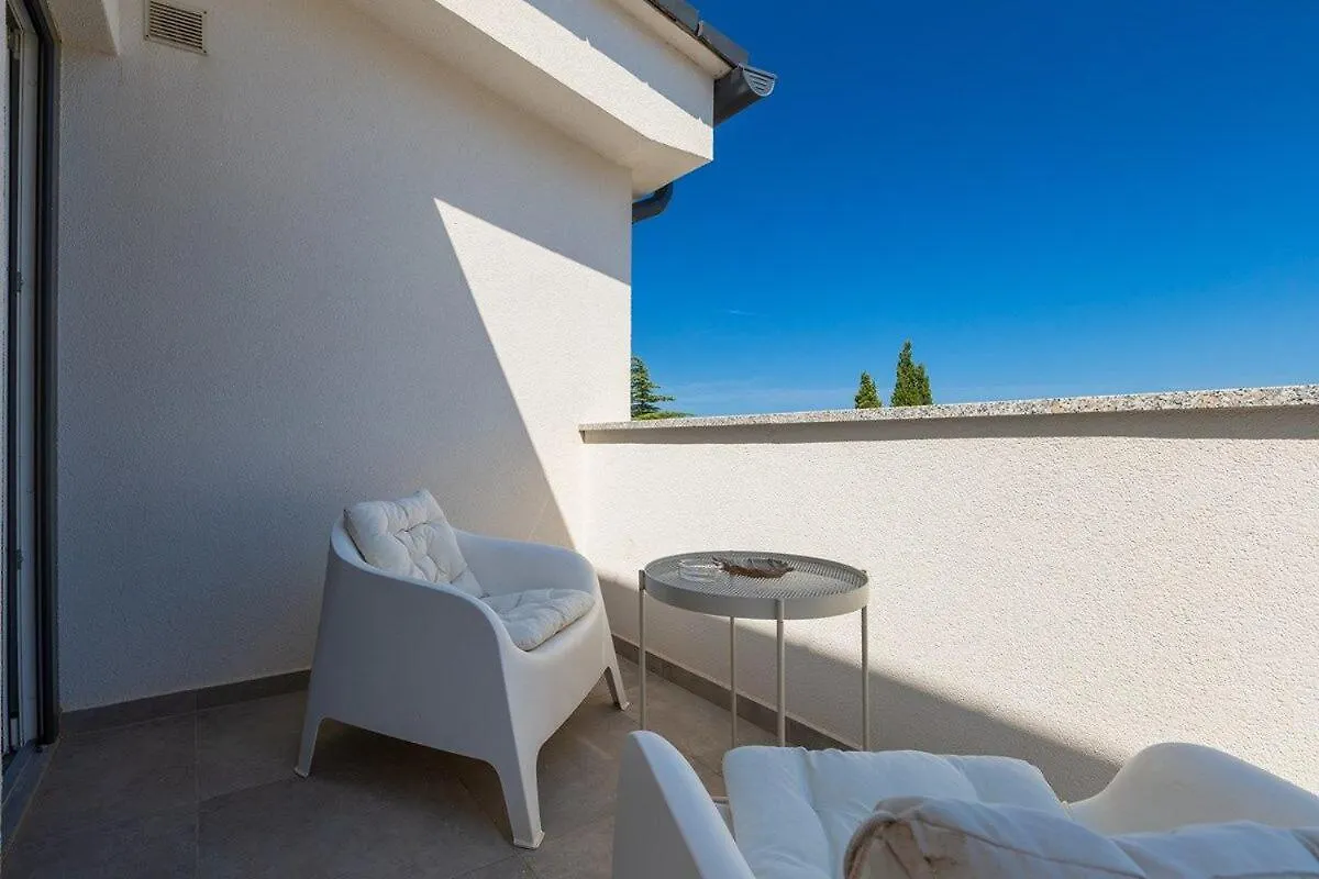 Apartment Lux Premantura