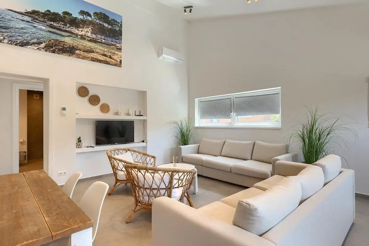 Apartment Lux Premantura