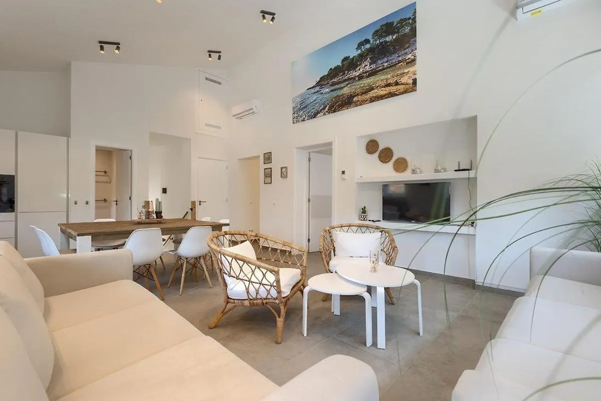 Apartment Lux Premantura