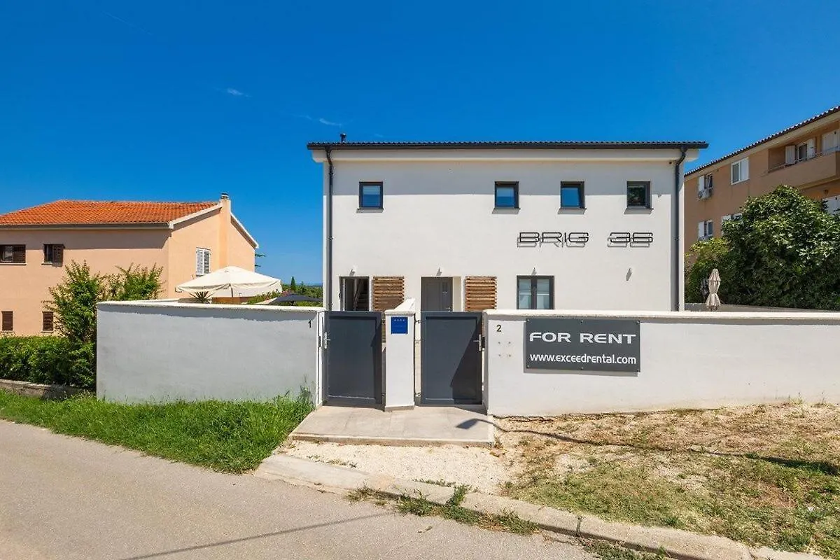 Apartment Lux Premantura 0*,